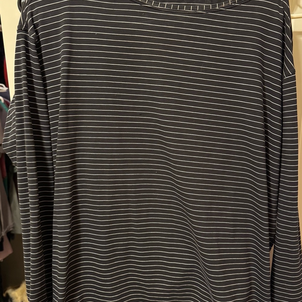 Lululemon oversized tee